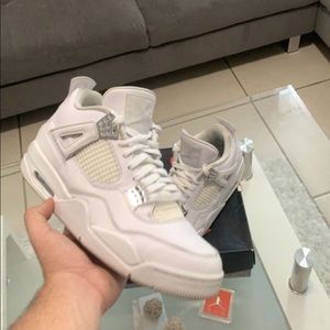 Jordan 4 Retro Pure Money